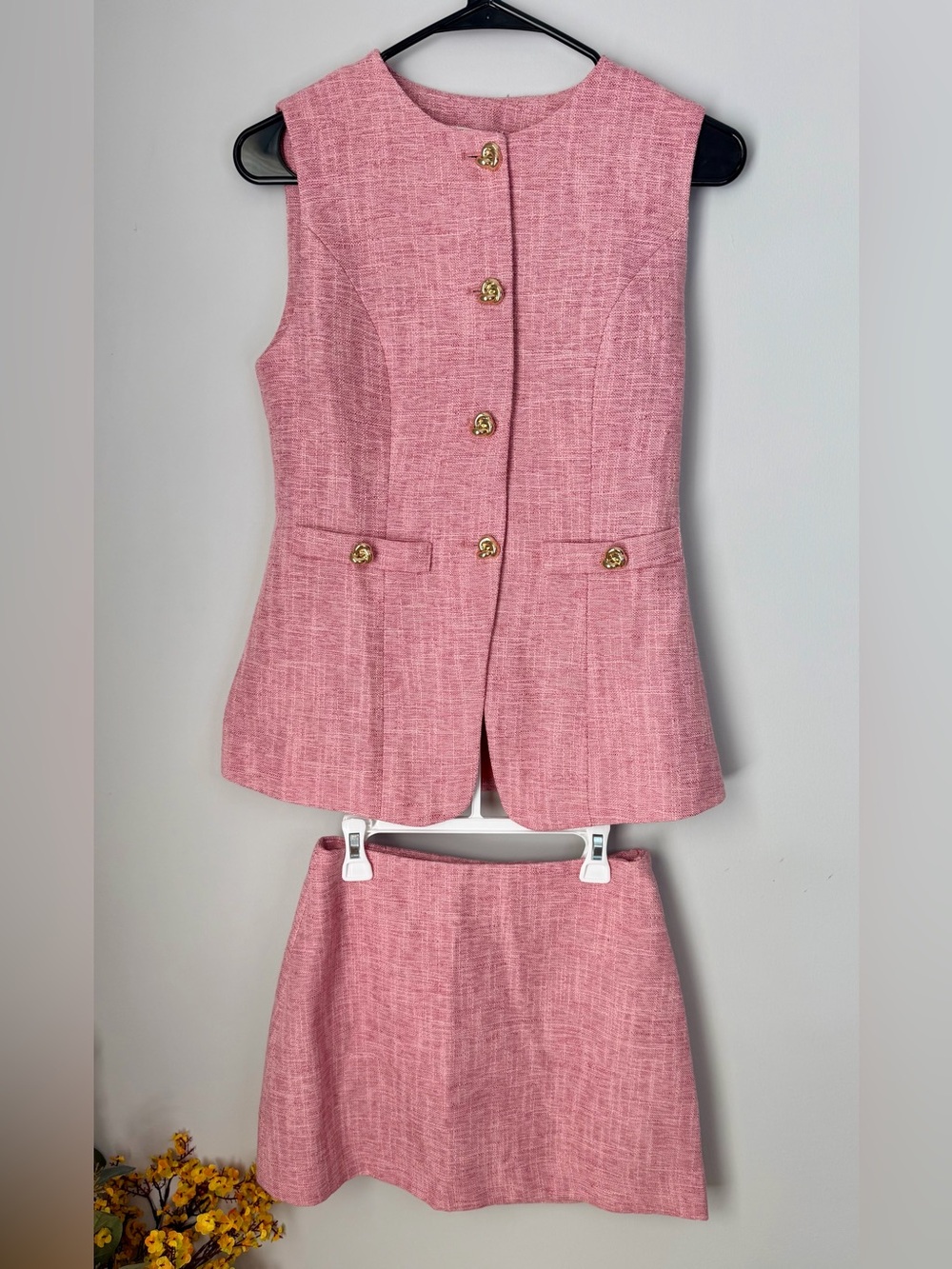 Commense Sleeveless Vest & Skirt Set - Picture 5 of 7